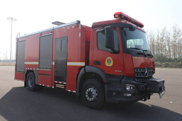 CSC5180GXFAP50型壓縮空氣泡沫消防車